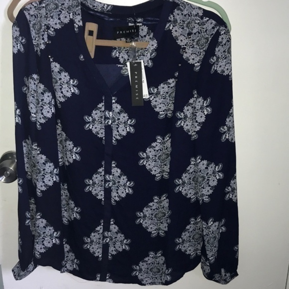 Premise blouse